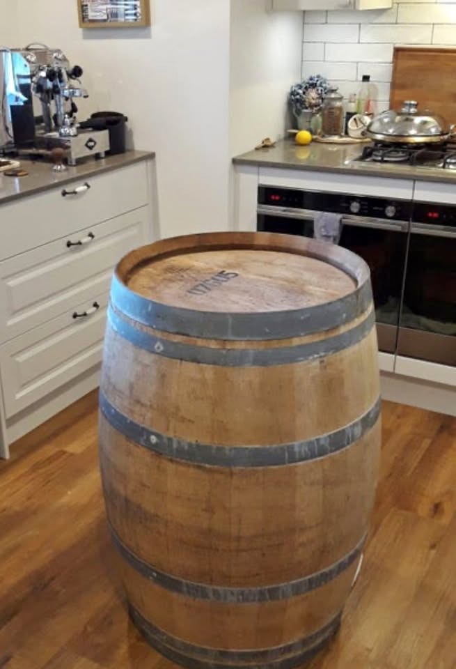 BARREL - OAK TIMBER